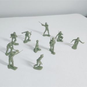 Vintage LOUIS MARX toy soldiers Lot of 10 Unique poses